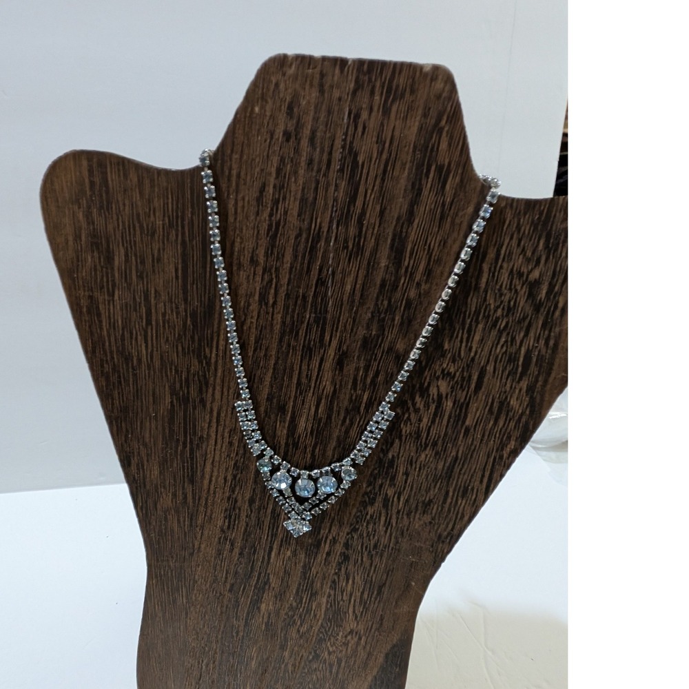 Vintage Blue Rhinestone Choker Necklace Silver Tone V Shape Drop 15 Inch